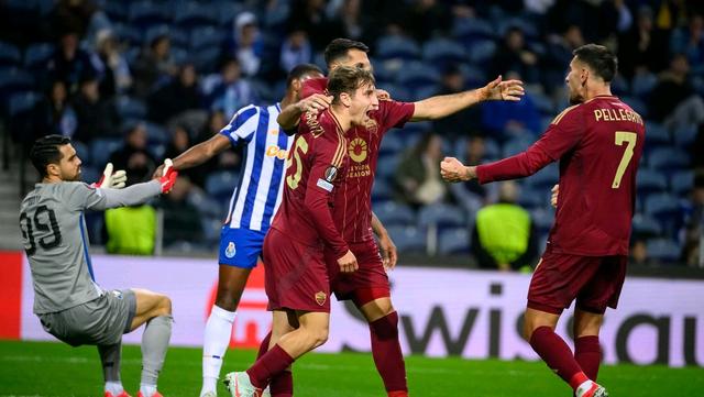 包含罗马新帅入主后球队表现回暖,重返欧冠争夺席位的词条 包含罗马新帅入主后球队表现回暖,重返欧冠争夺席位的词条