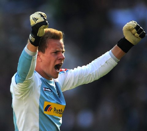 包含门兴格拉德巴赫队长称球队氛围有所改善，期待未来的词条