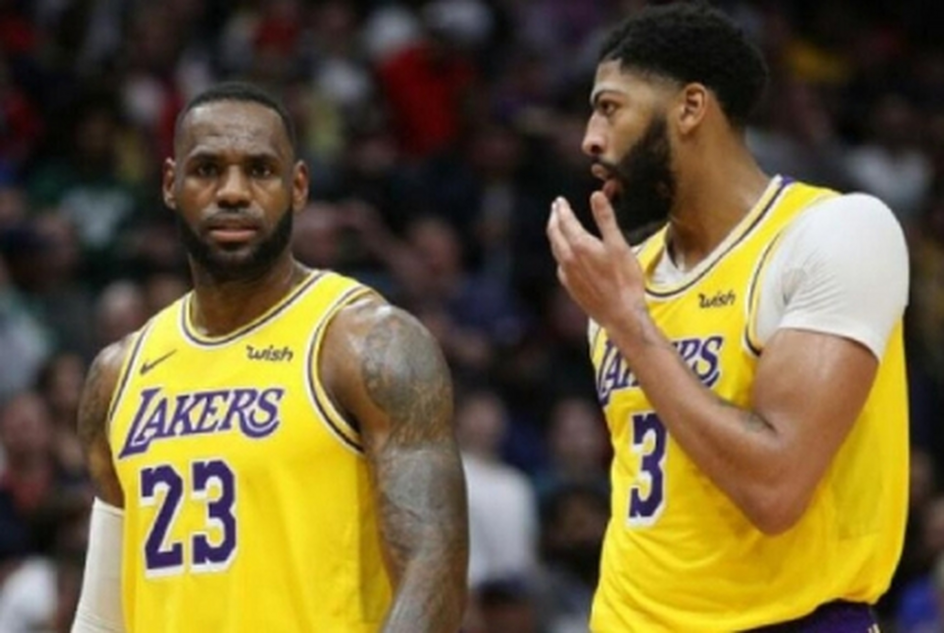 湖人复出首战,凯尔特人状态火爆,詹姆斯成为焦点! 湖人复出首战,凯尔特人状态火爆,詹姆斯成为焦点!